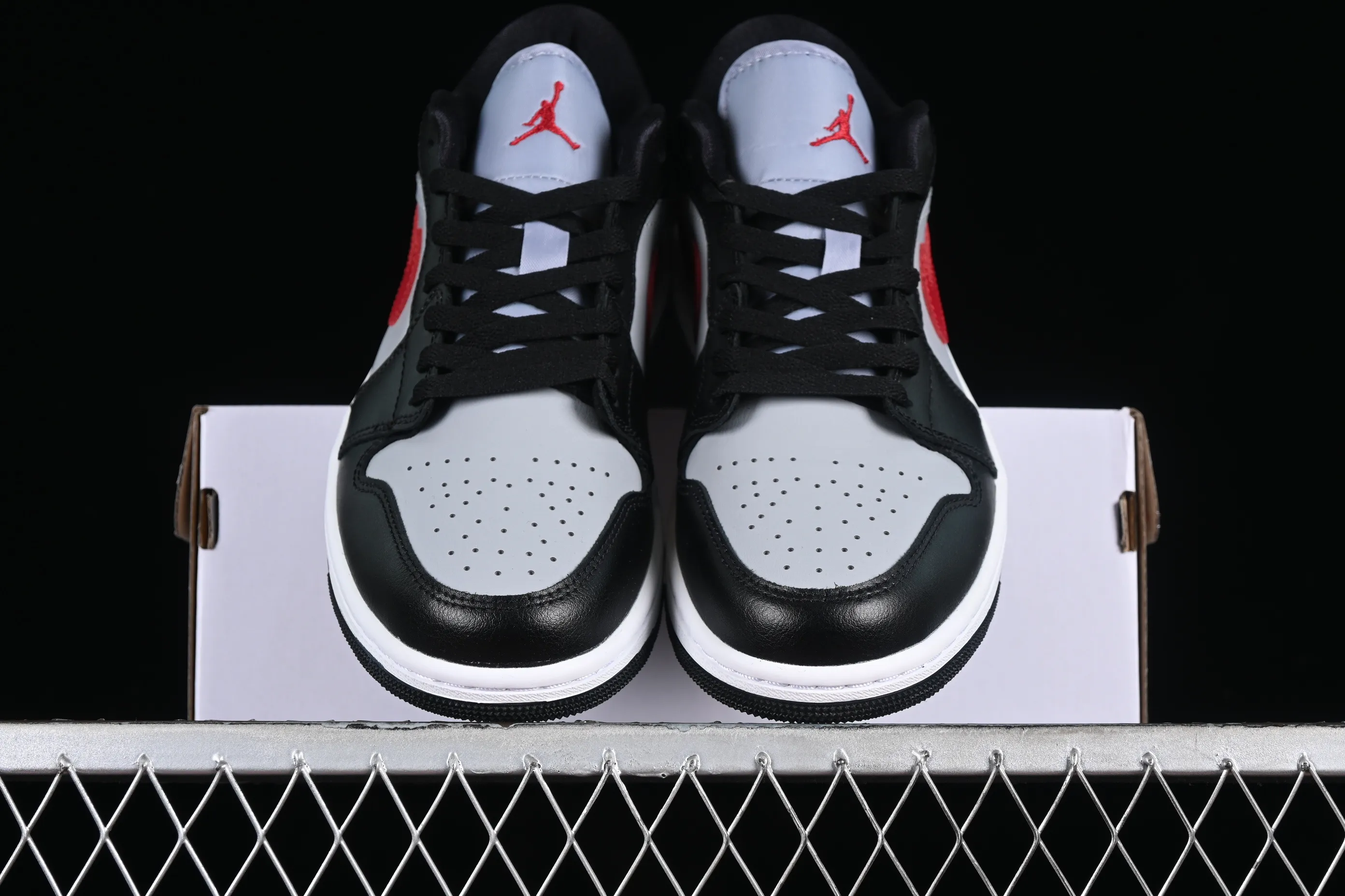 All categories Air Jordan Jordan series basketball shoes Air Jordan 1 Low G version pure original Air Jordan 1 Low AJ1 Joe 1 black gray red hook low-top cultural basketball shoes DC0774-062